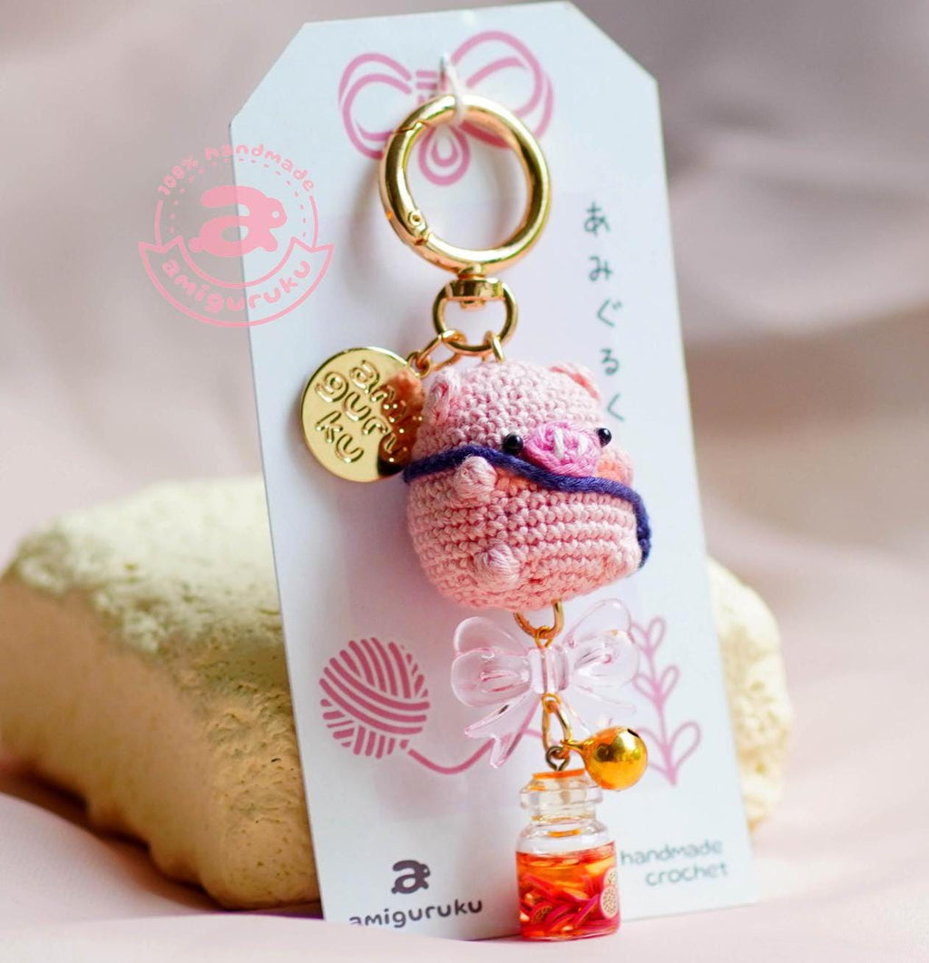 Sling Bag Pig Amigurumi Keychain