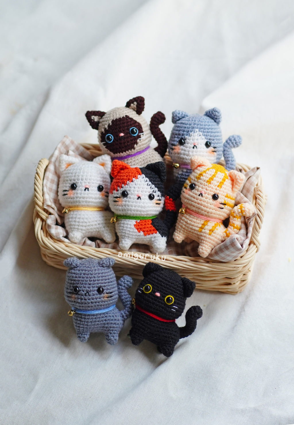 Calico and Siamese Cat Amigurumi Crochet Pattern
