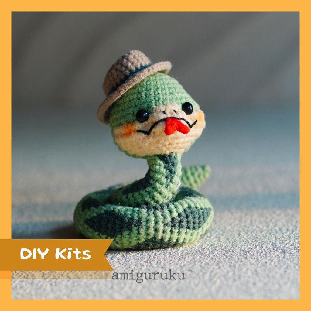 Slippy the Snake Amigurumi DIY Kit