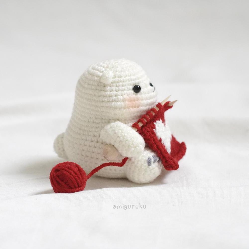 Shiro the Knitting Bear Amigurumi Doll