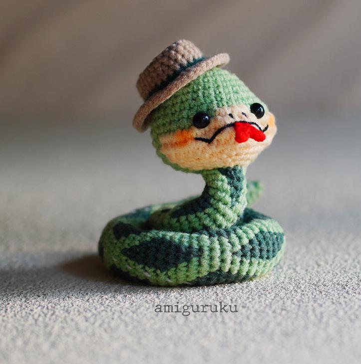 Slippy the Snake Amigurumi Doll